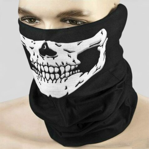 Multifunkciós sál Skull fekete-fehér