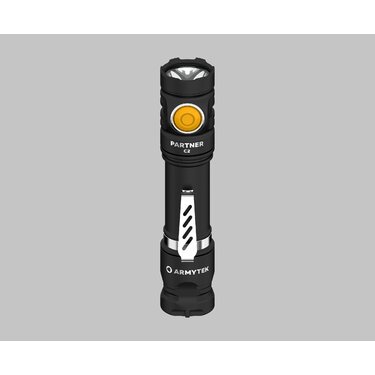 Taktická baterka Armytek Partner C2 Magnet USB (10