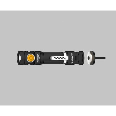 Taktická baterka Armytek Partner C2 Magnet USB (10